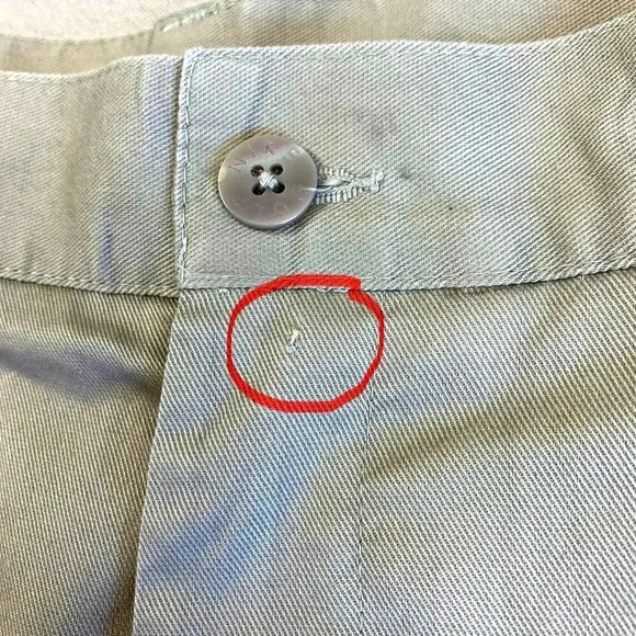 Nike Classic Chino Golf Bermuda Shorts Pleated Size 32 M Khaki Tan Cotton Blend - Picture 16 of 16